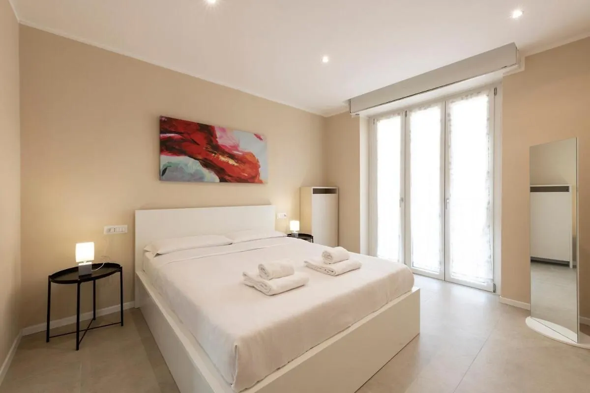 Bright Apt 2 Bedrooms And 2 Bathrooms - B Home Milan Apartment