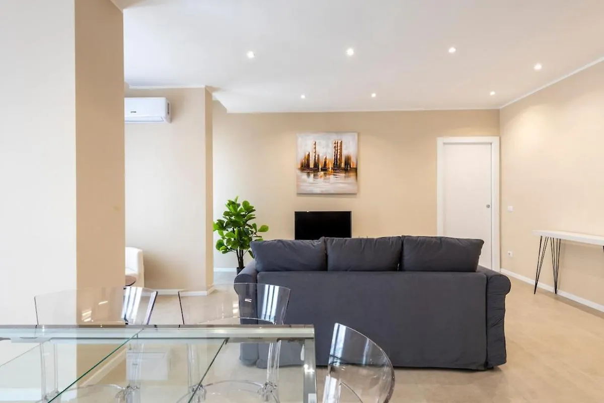 Bright Apt 2 Bedrooms And 2 Bathrooms - B Home Milan